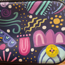 Load image into Gallery viewer, Elements cross body bag