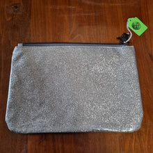 Load image into Gallery viewer, Star wars clutch 2.0