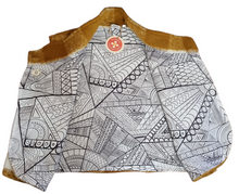 Load image into Gallery viewer, Sleeveless Jacket with collar