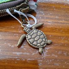 Load image into Gallery viewer, Green turtle clutch
